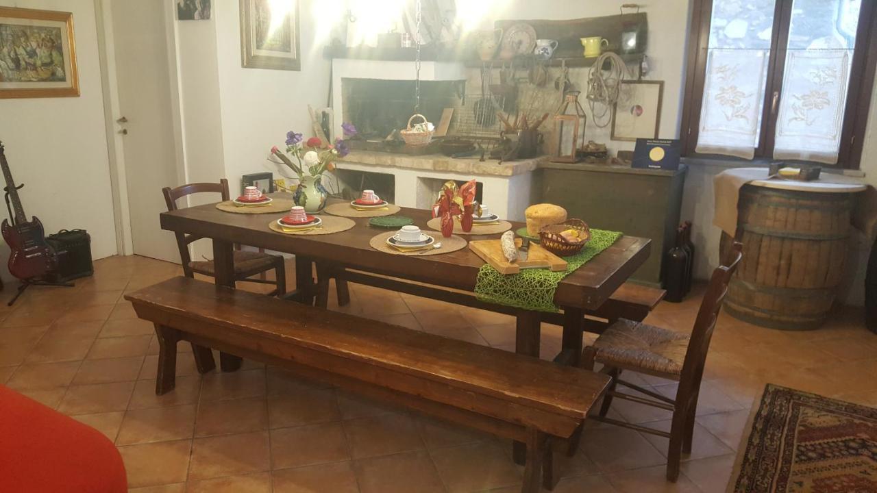 Bed & Breakfast Casa Lisetta Valtopina エクステリア 写真